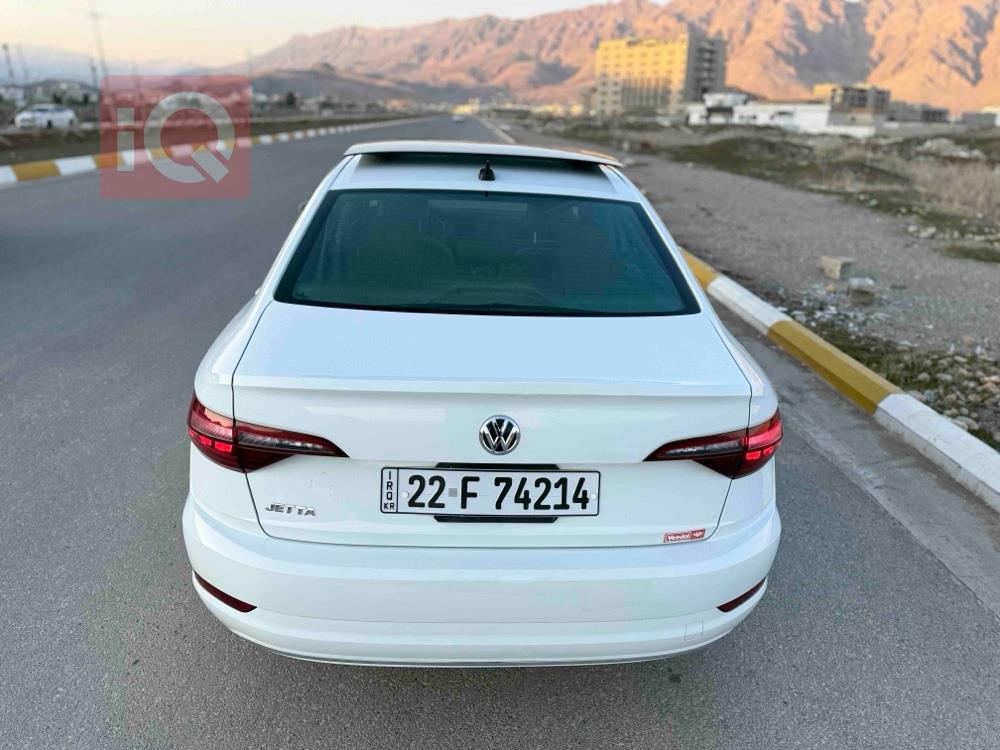 ڤۆڵکسواگن جێتا